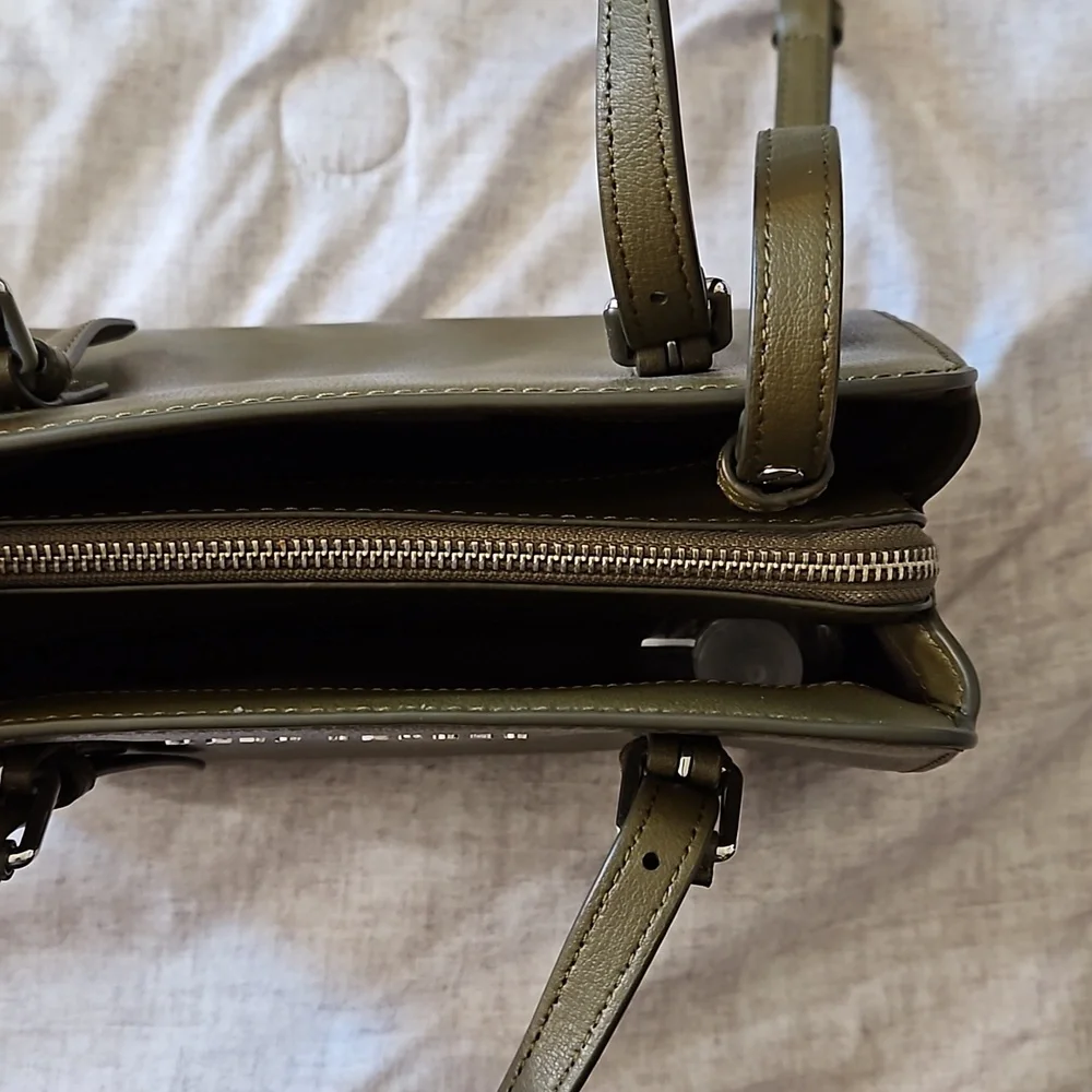 Marc Jacobs Little Big Shot Top Handle Satchel in Medium Green - Picture 11 of 12